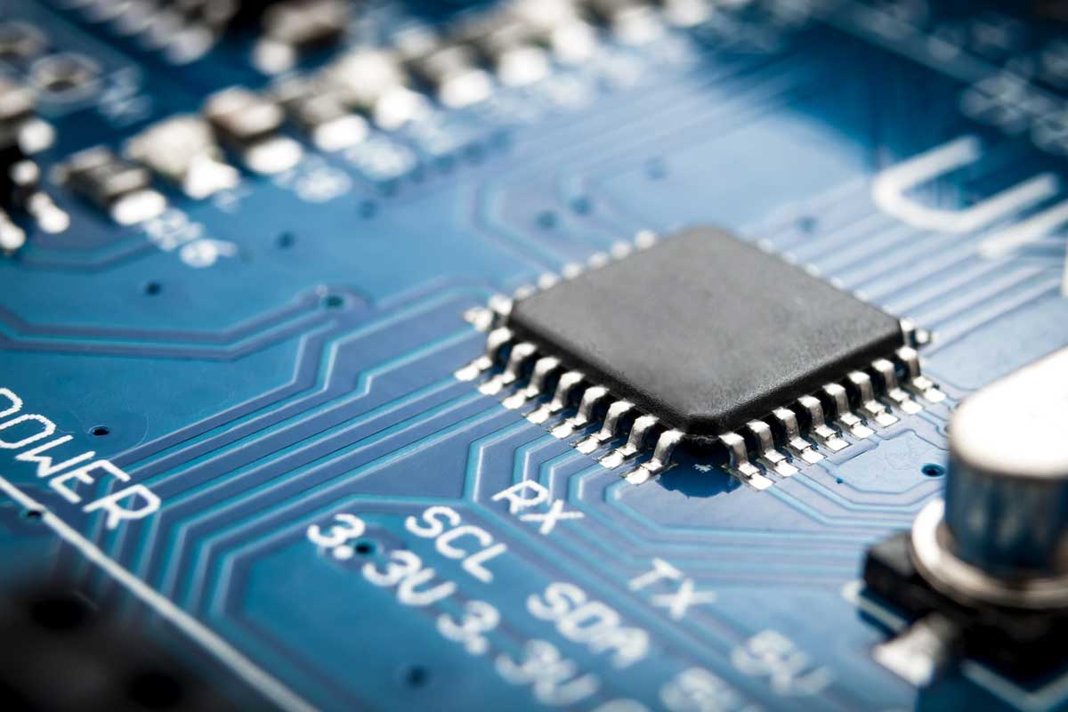 Integrated semiconductor microchip microprocessor