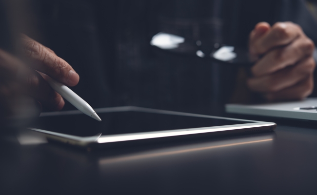 Smart Hi Tech School Supplies for College Students