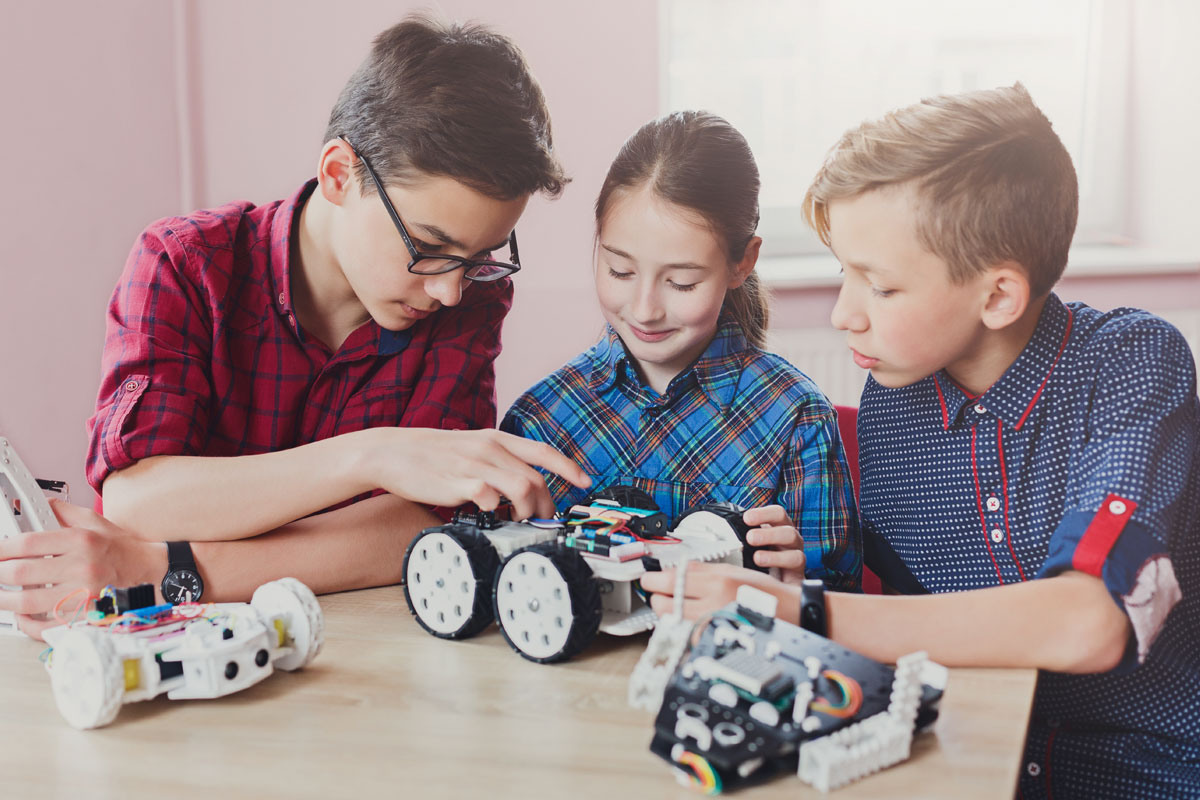Children created robots with STEM
