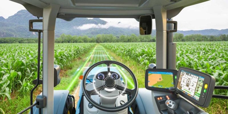 Using-AI-to-Meet-Global-Food-Supply-Needs-automated-tractor