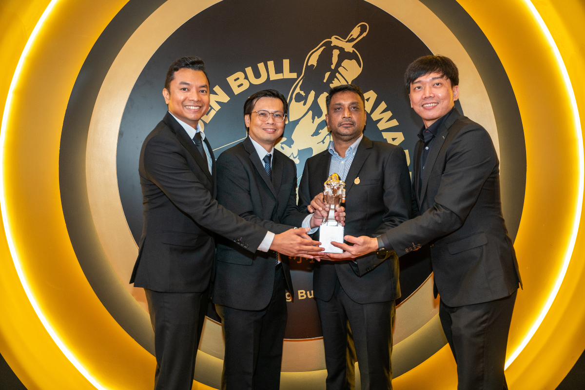 Distinguished Golden Bull Award 2024 KV 1200x800