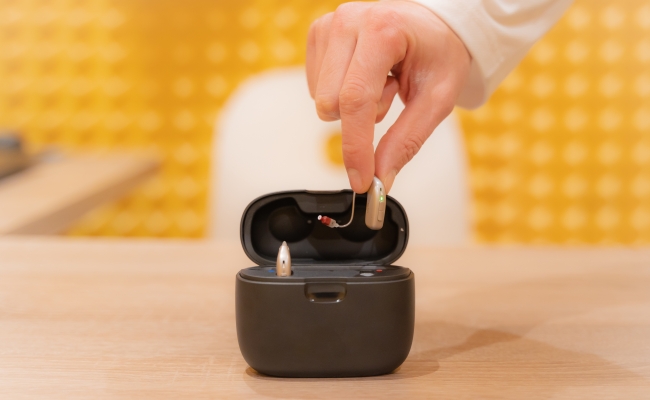 Blog 6 Hearing 2 How OTC Hearing Aids are Reshaping HearingLoss 2